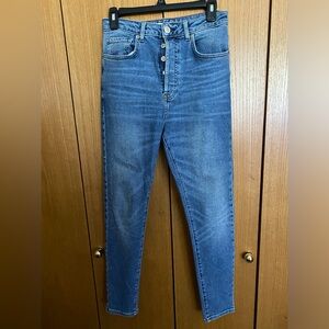 Forever 21 mod high rise skinny’s jeans size 28